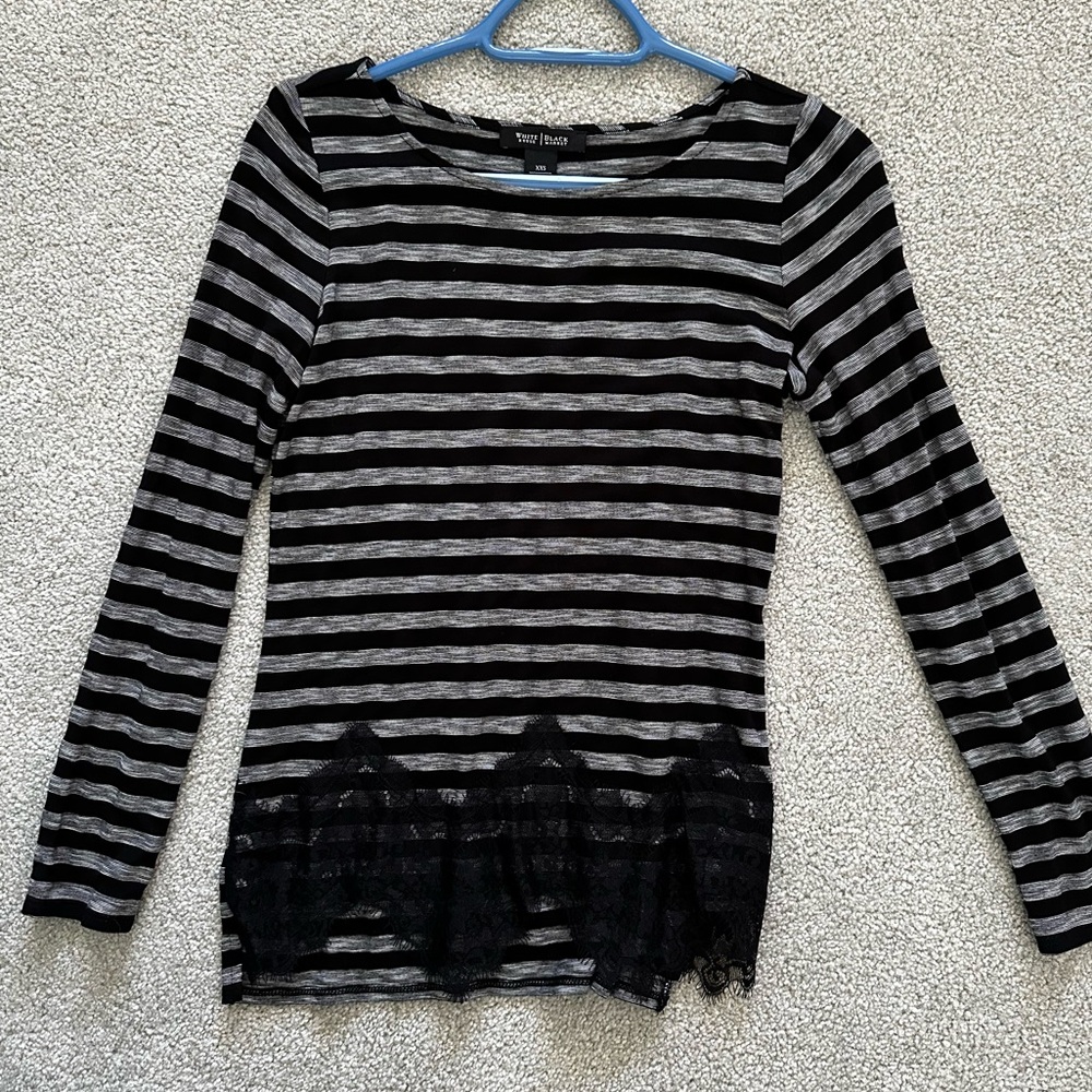 White House Black Market Gray Striped Lace Tee, XXS